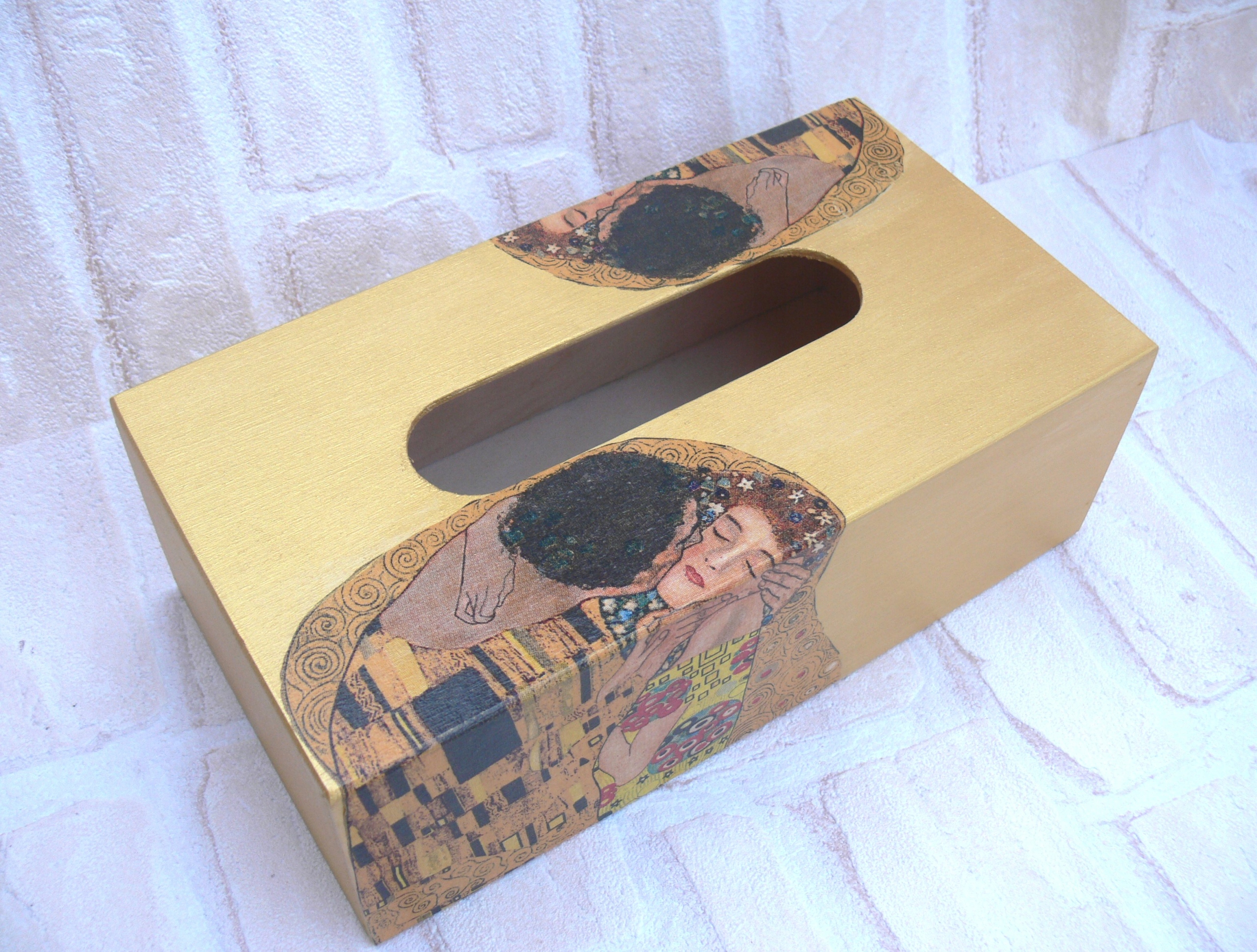 Držiak papiera Zlatá vreckovka na nádoby Klimt Kiss