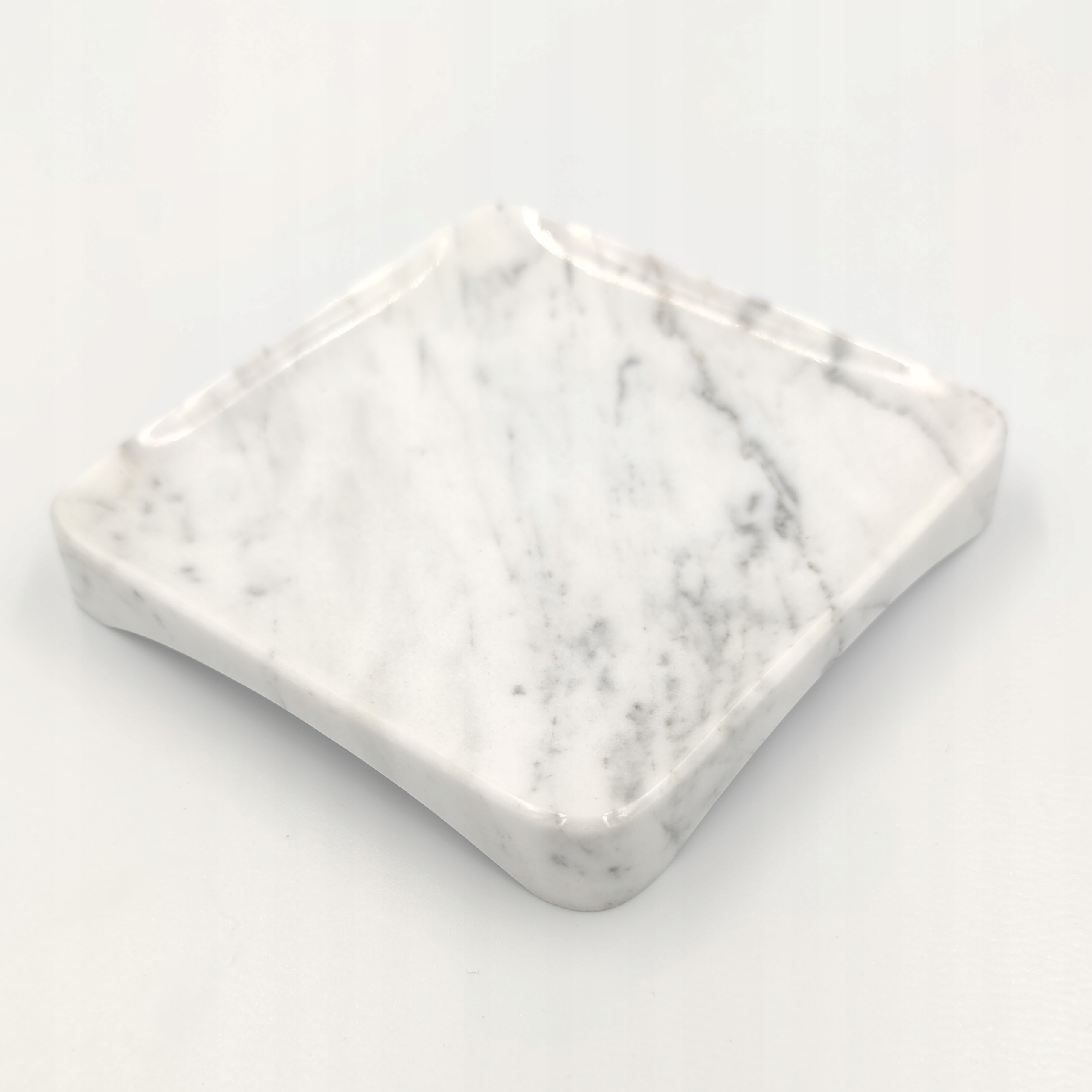 Mydlenička -  Miska na mydlo z kamenného mramoru Carrara 12cm