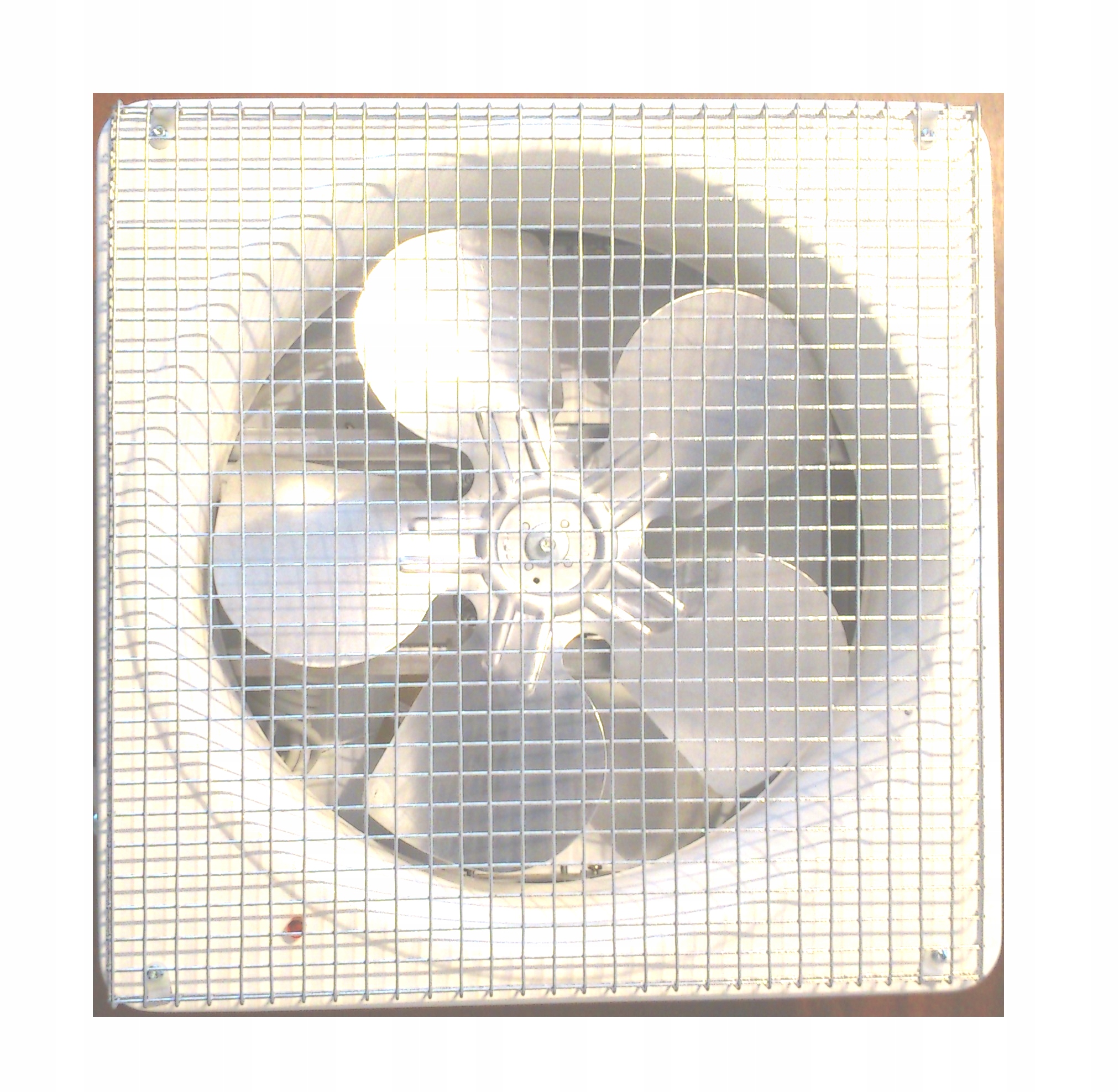 Kupelňový ventilátor - PRIEČKOVÝ VENTIL WW302 ZS / 5 bývalý METRIX