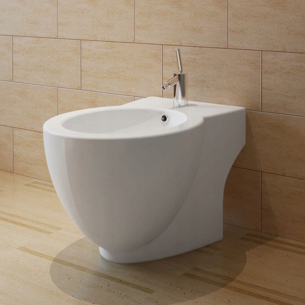 j8k Zaoblený keramický bidet, biely