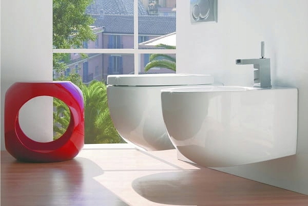 Esedra Bull Závesný bidet, biely lesk