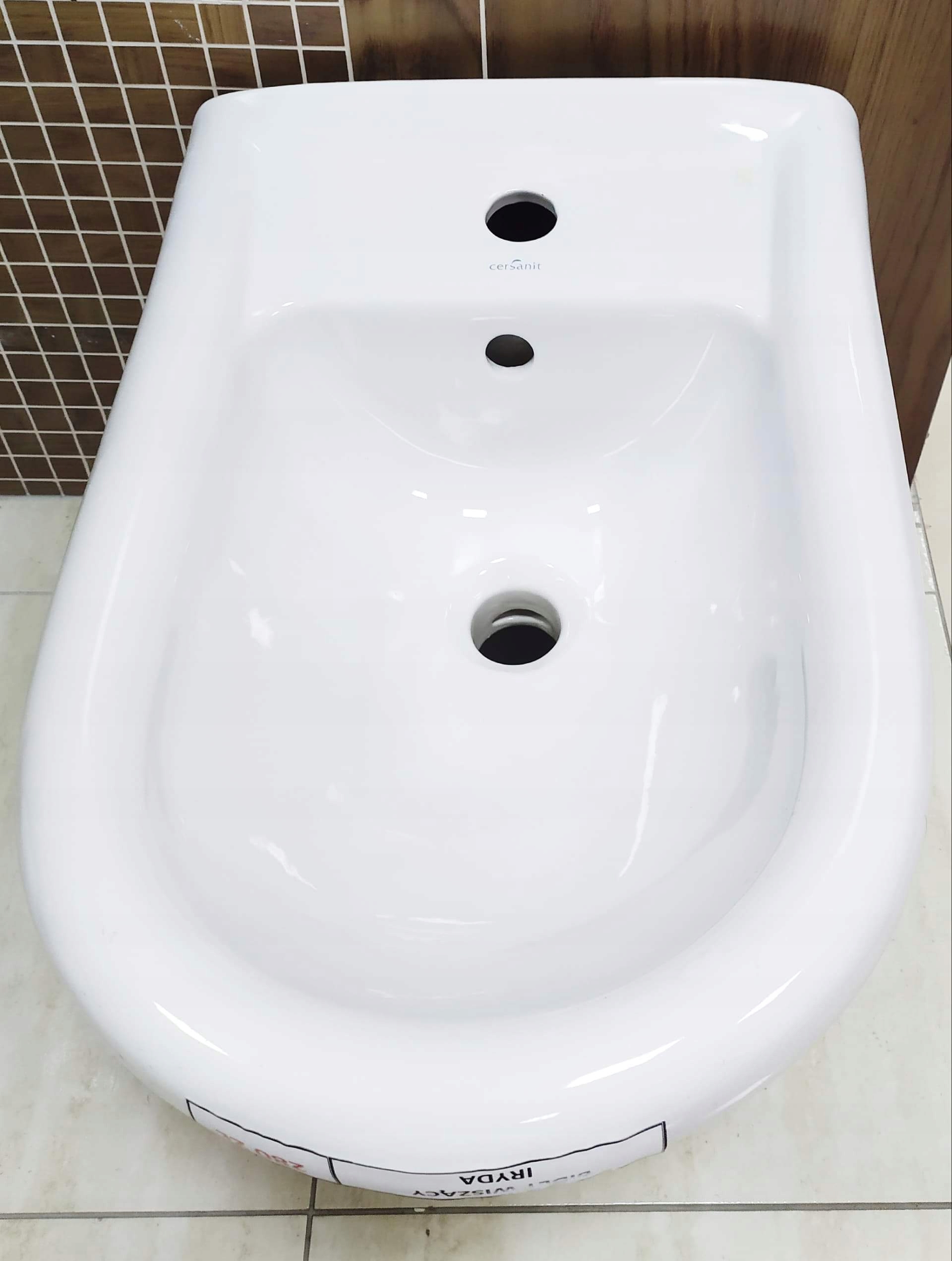 Závesný bidet IRYDA Cersanit