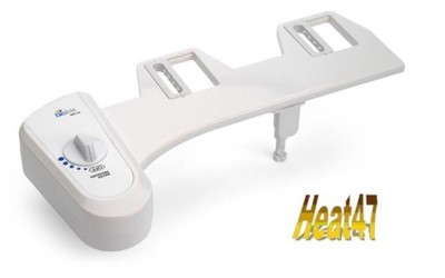 Bio Bidet BB-70 SIMPLET pripevnený na toalete