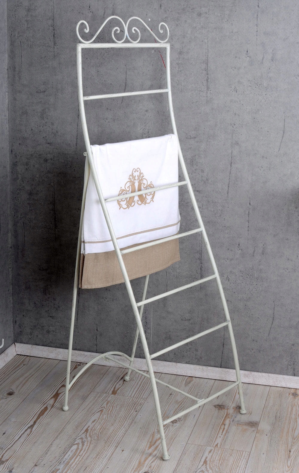 Vešiak - Vešiak na uteráky.Kovový vešiak na uteráky Shabby Chic