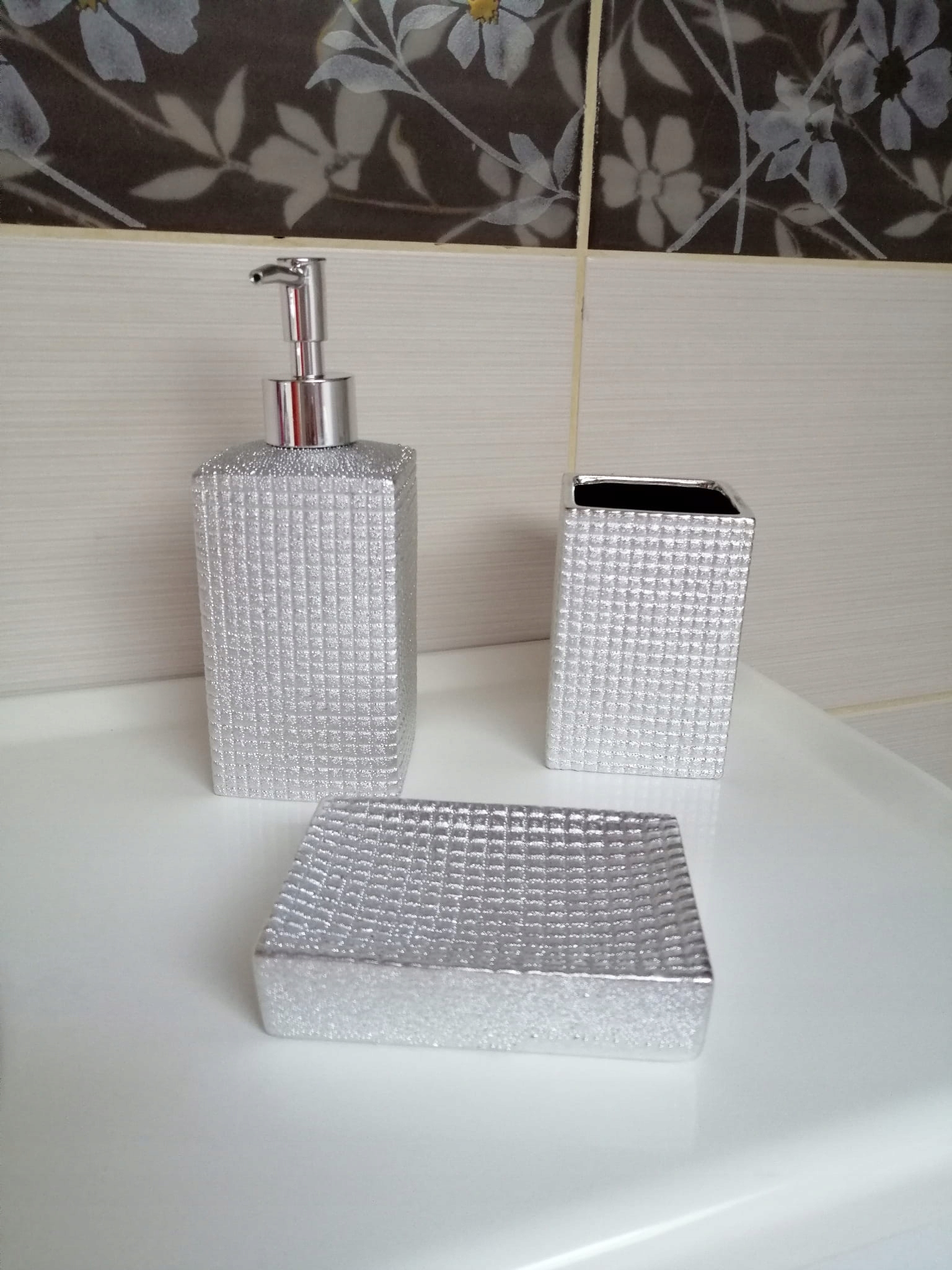 Kupelňový set doplnkov - Kúpeľňová súprava, sada strieborných nádob, 3 ks