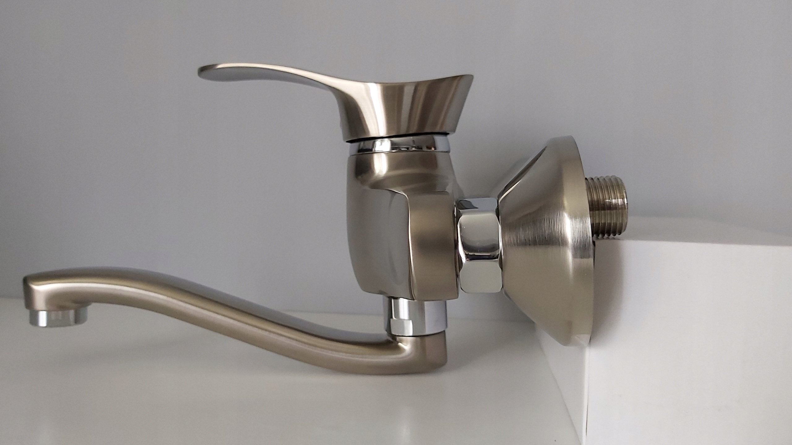 Umyvadlová batéria - PODLOŽKA BATÉRIE FERRO PAD INOX OCELOVÁ KRÁTKA VÝPLATA