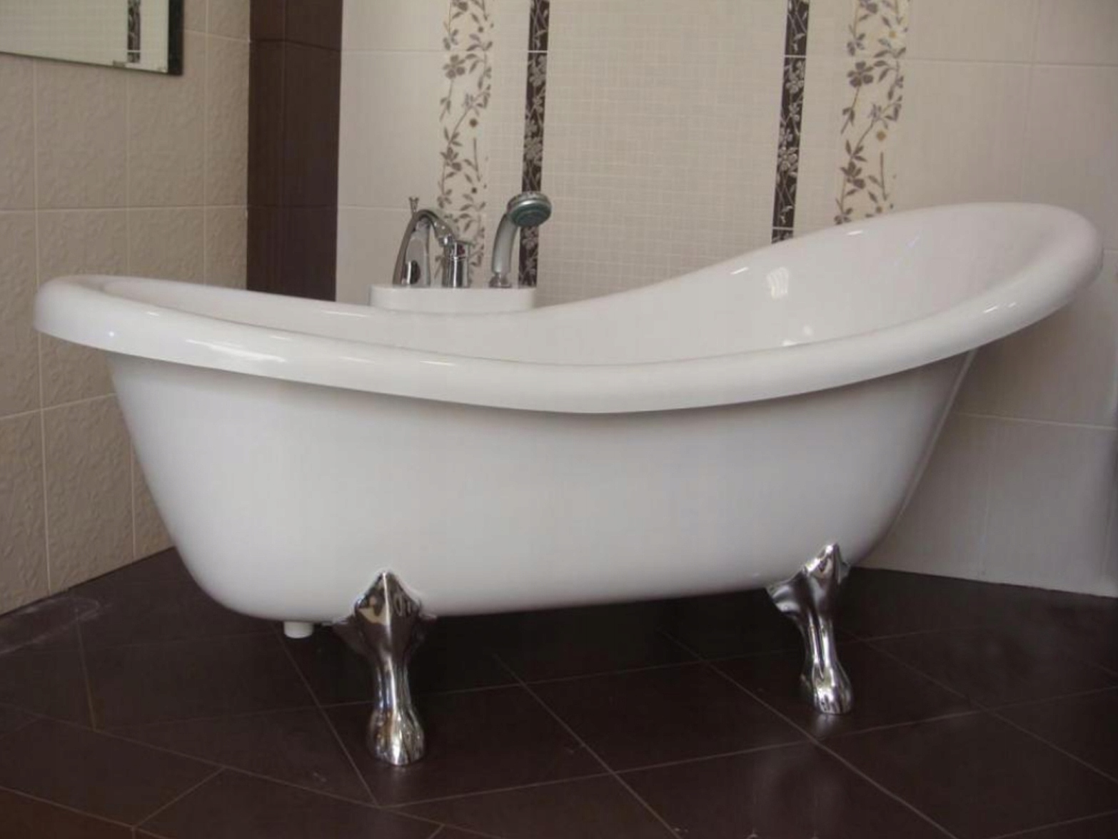 samostatne stojaca vaňa 170 cm kompletná